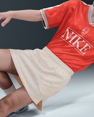 Nike Sportswear Women's Jacquard Striped Skirt. Nike.com